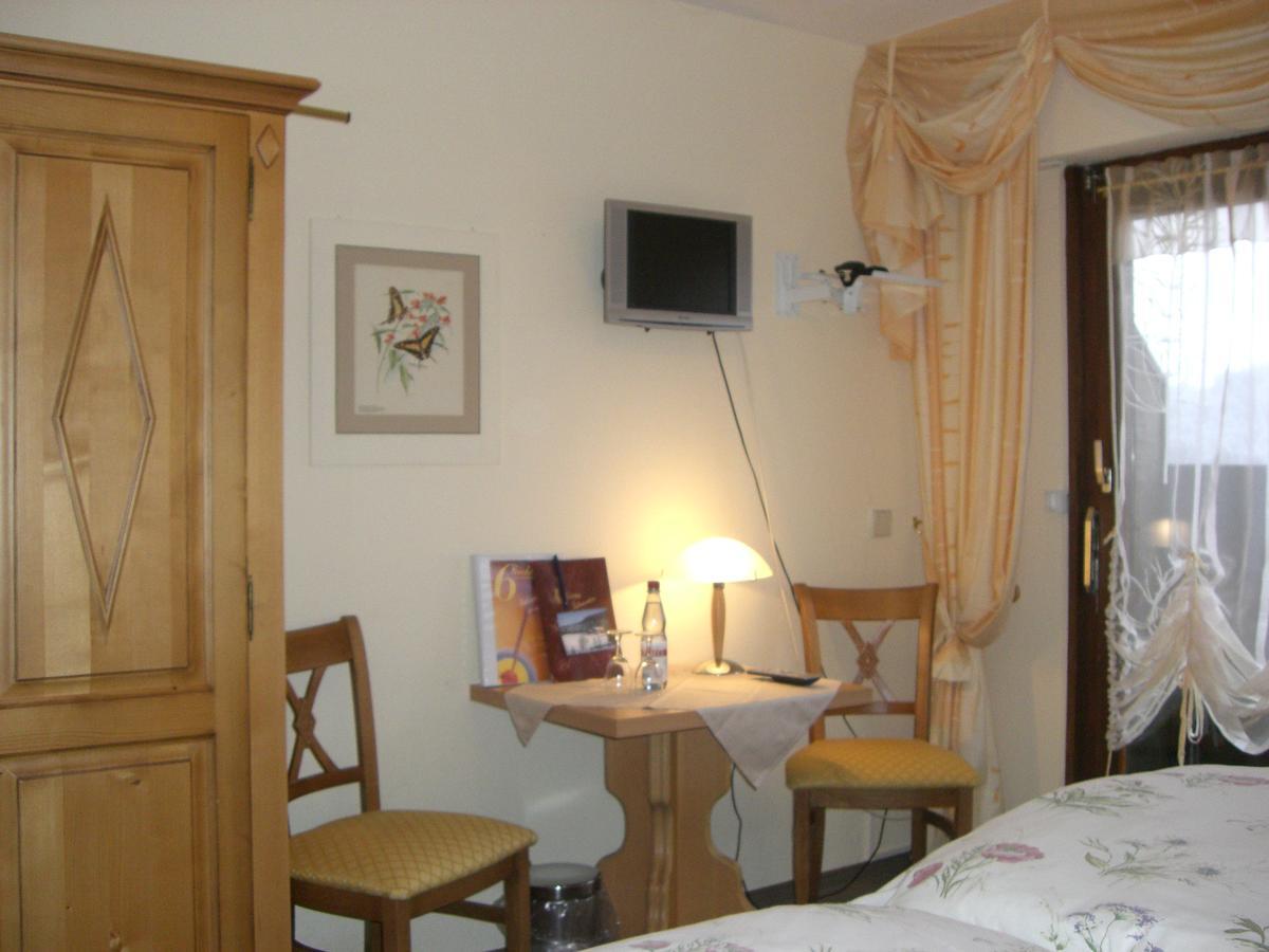 Hotel Dachsberger-Hof Wittenschwand Buitenkant foto