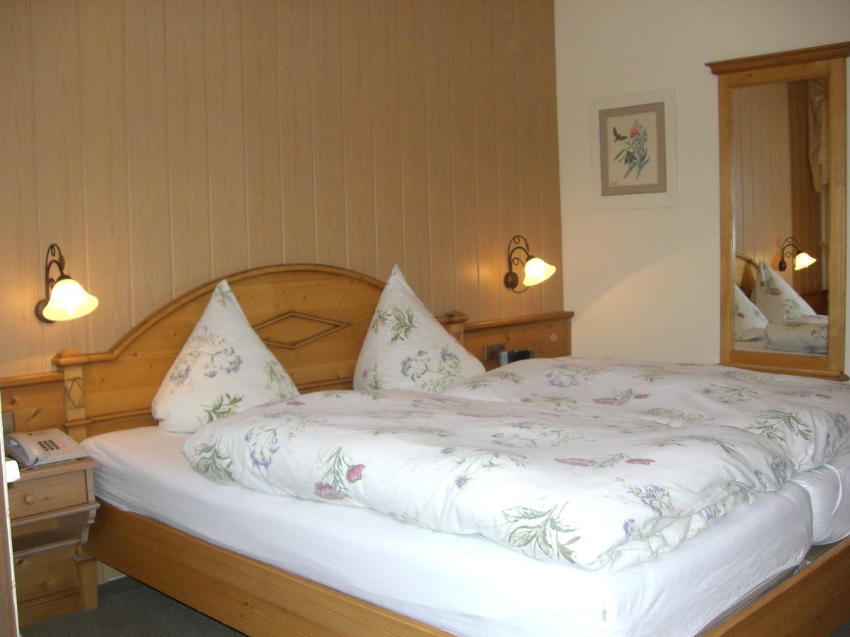 Hotel Dachsberger-Hof Wittenschwand Buitenkant foto